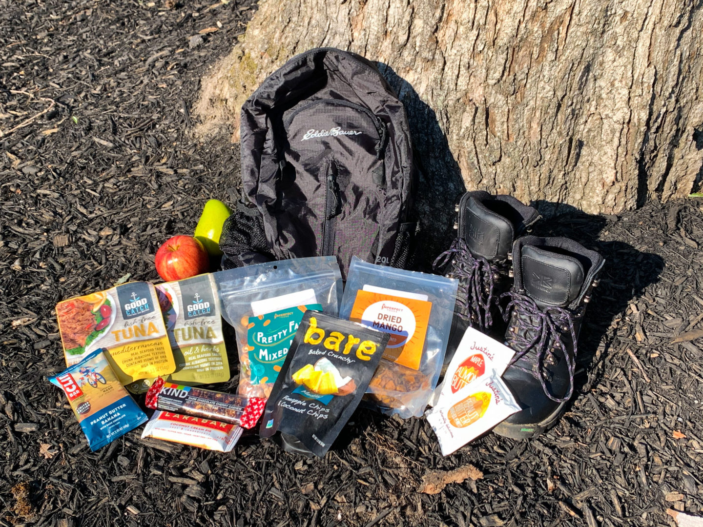 6 Healthy Snack Ideas for Hiking